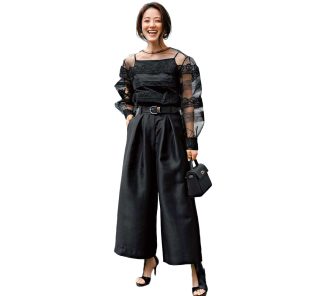 秒で“オシャレな人”になりたい40代に【今夏の２大流行トップス】人気はやっぱり黒！