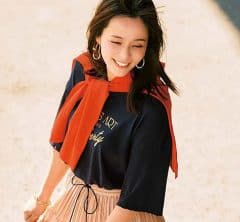 今、40代に「ふんわりスカート」が人気上昇中の理由。大人の今年らしい着こなし方は？