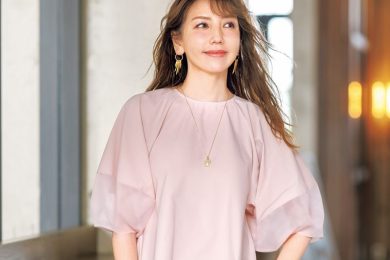 【気温24℃～真夏まで】二の腕をオシャレにカバー！40代の『五分袖トップス』着回し〈3選〉　