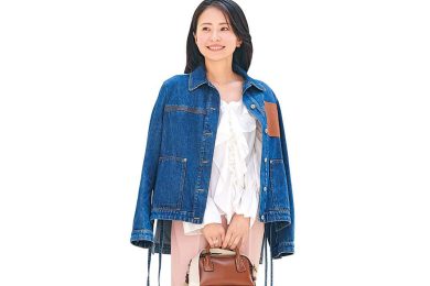 コンサバ40代に大流行、ロエベのGジャン。「一生使える」人気デザインは？SNAP4選