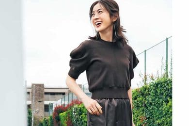 「Tシャツ苦手」な40代は、休日に何を着る？スタイリスト・サトカナさんに学ぶ！