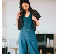 今夏の旬をぎゅっと詰め込んだ、デニムの「オールインワン&ワンピース」