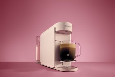 3秒で抽出準備OK！忙しい朝のコーヒー時間を快適にする、ネスプレッソ最新マシン「ヴァーチュオ アップ」