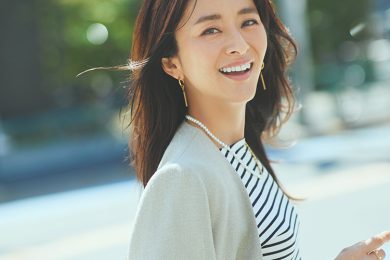 40代の目の悩みに寄り添う、1日中うるおう「生感覚レンズ」