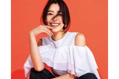 松本莉緒さん43歳「東京でのランチには、“得意な肌見せ”で！」デニムで甘カジュアルに