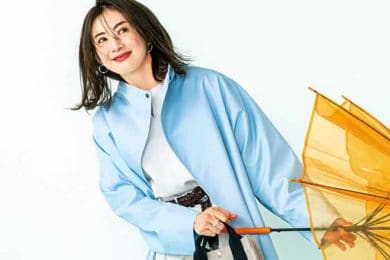 雨の日も華やげる！泥ハネをはじく【撥水・白ボトムス】40代のヘビロテ名品〈4選〉