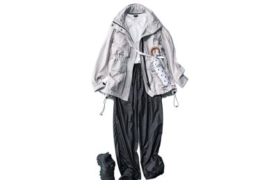 40代ママの〈雨の日コーデ〉3選。夏レジャーにも重宝する“撥水アウター”が買い！
