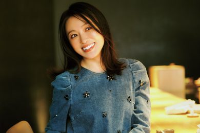 【40代のデニムコーデ】映えトップスならママ友とのお寿司会も堂々と！
