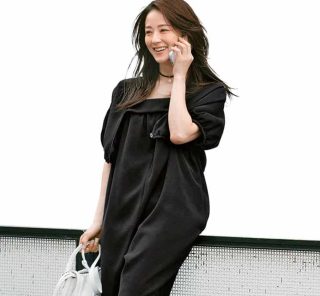 40代ママの「休日オシャレは“ほぼ黒”が垢抜ける！動きやすくて女っぽいコーデ2選