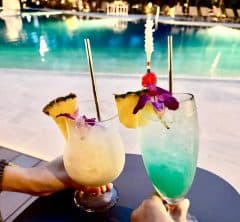 一週間駆け抜けたご褒美！金曜夜のママOFF時間、今夏は“プールサイド”が新定番＜ヒルトン東京ベイ＞