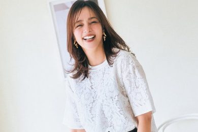 40代の夏カジュアルを救う【タック入りパンツ】4選！「幅広シルエット」で涼しく体型カバー