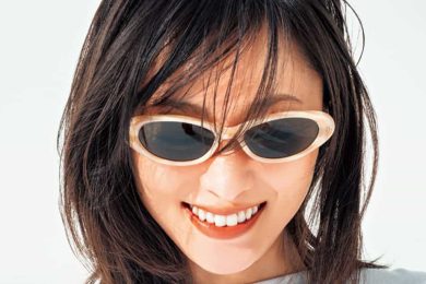 「暑くてコーデを考えたくない」40代へ！Tシャツが垢抜ける【正解アクセサリー】8選