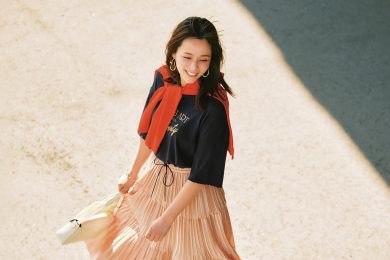 いつもの“Tシャツ”が即、華やぐ！40代の「着映えスカートコーデ」3選