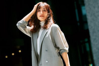 【お仕事ジャケット】の正解が「黒以外」に変わった！威圧感のない最旬カラー3選