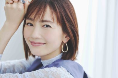 俳優・中村ゆりさん 「母を助けたい」という一心でアイドルへ。違和感を乗り越え、人生を変えた深夜のファミレスでの