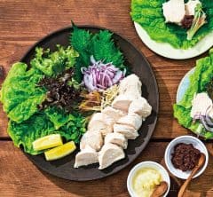 切って並べるだけ！鶏むね肉で【サムギョプサル】風、腸活レシピが夏休みのママを救う！