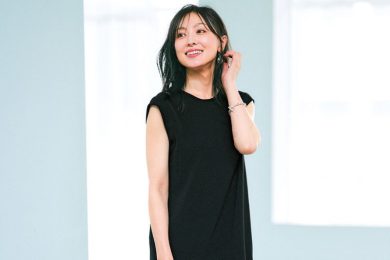 【猛暑でもきれい見え】40代が手放せない「黒ワンピ」5選