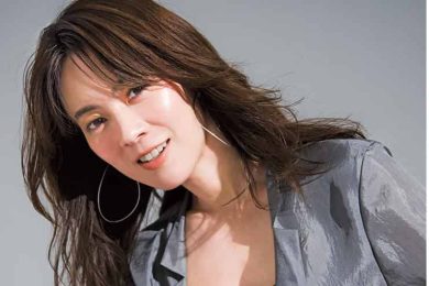 「夏の羽織り、何を合わせる？」の最適解。パンツ派40代が垢抜ける【主役級インナー】