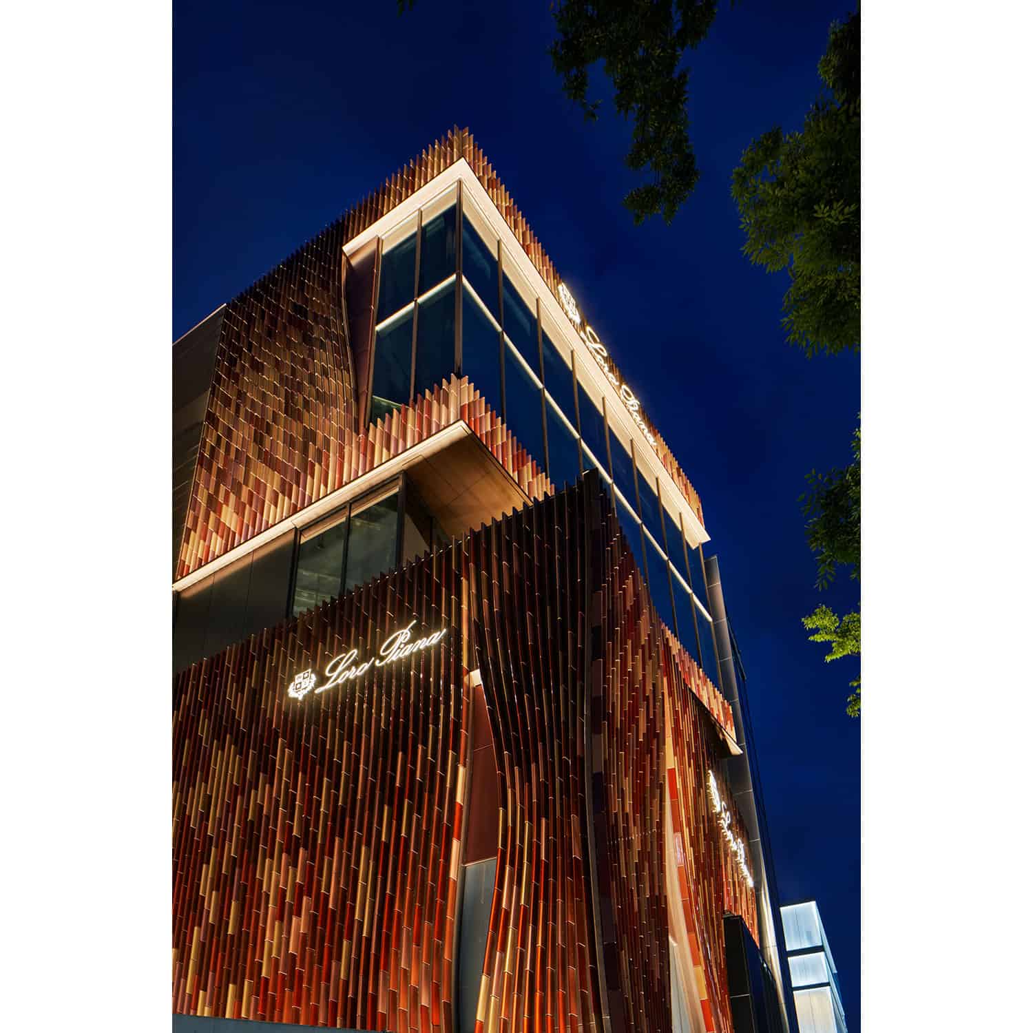 ロロ・ピアーナ表参道店