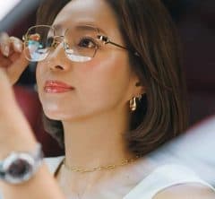 「40代はこう着ればヘルシー!」 大人の”肌見せ”スタイル7選〈最旬コーデSNAP〉