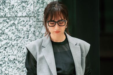 【40代のお仕事コーデ】美脚パンツ×ジレで細見えもシゴデキ感も手に入る