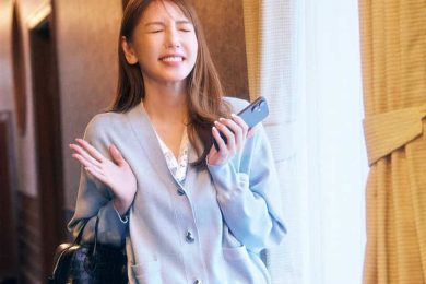 【秋デニム】トレンドは「淡色バギー」！”ゆったり履ける”のに洒落る名品3選