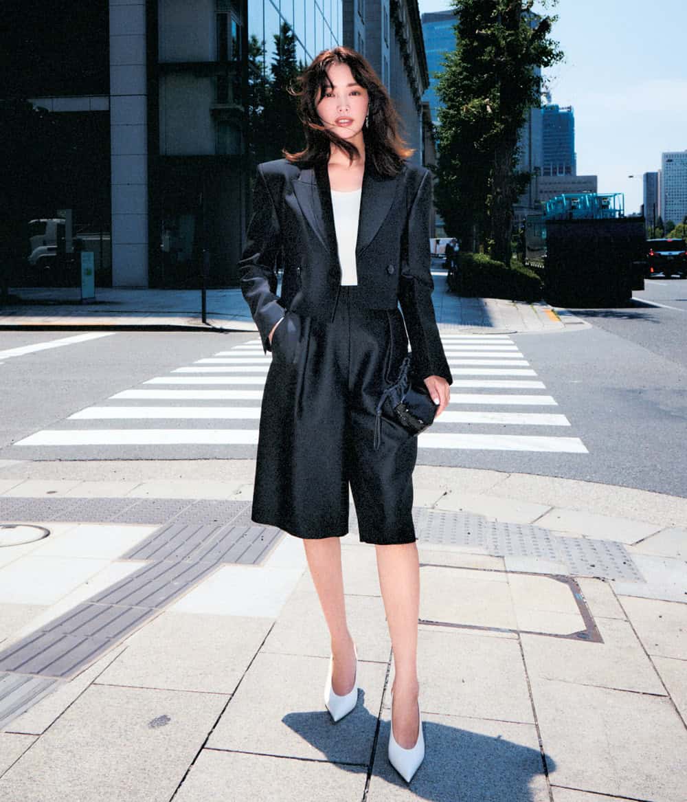 蛯原友里 ジャケット ハーフパンツ 韓国ファッション 通勤コーデ
