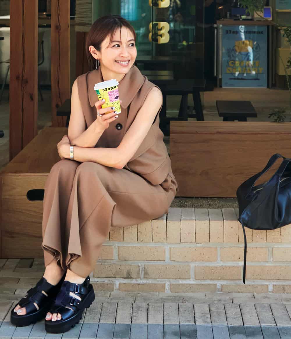 畑野ひろ子 トレンチジレ パンツ コーデ