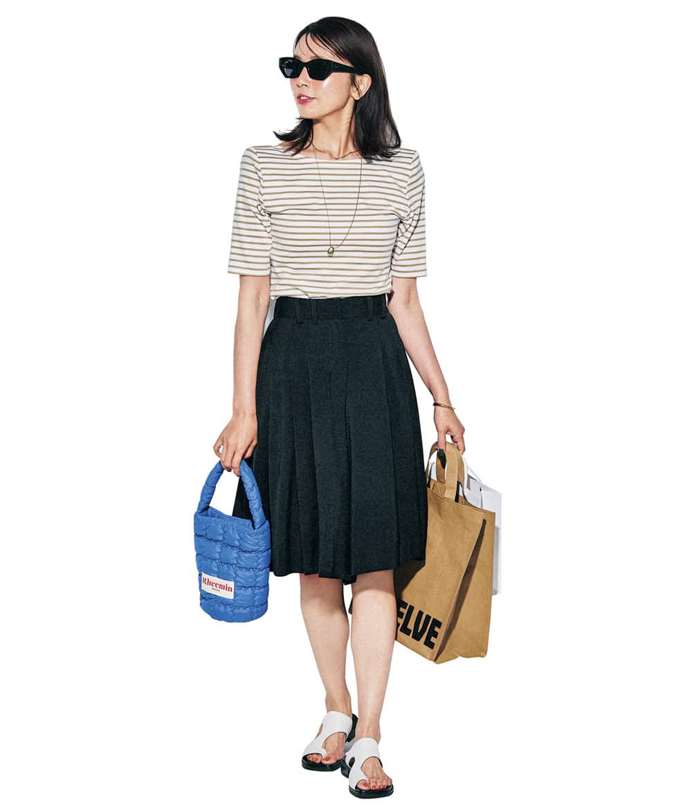 明希知美 ボーダーTシャツ ハーフパンツ サングラス サンダル コーデ