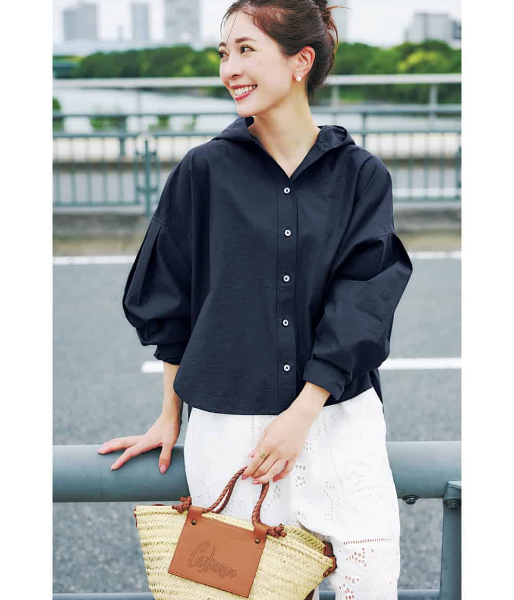 西山真以 フード付きシャツ レースパンツ コーデ