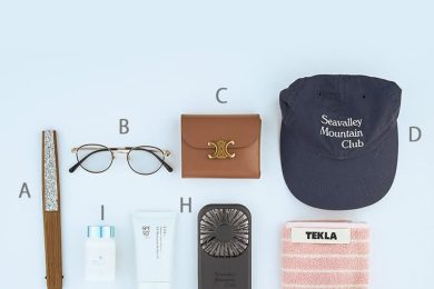 【本当は教えたくないUVケアも】40代おしゃれライターは夏、バッグに何入れてる？〈10選〉