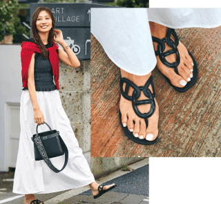 【ハイブラぺたんこ靴】で垢抜け！〈エルメス、ロエベetc〉オシャレ40代の「ご近所コーデ」SNAP