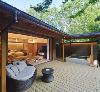 露天風呂でシャンパーニュも！伊豆「坐漁荘」にオープンしたラグジュアリーな新客室で心ほどける休日を