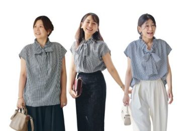 日本人女性の半数！【骨ストタイプ】人気のチェックブラウスをSTORY認定スタイリスト3名が着こなしてみた