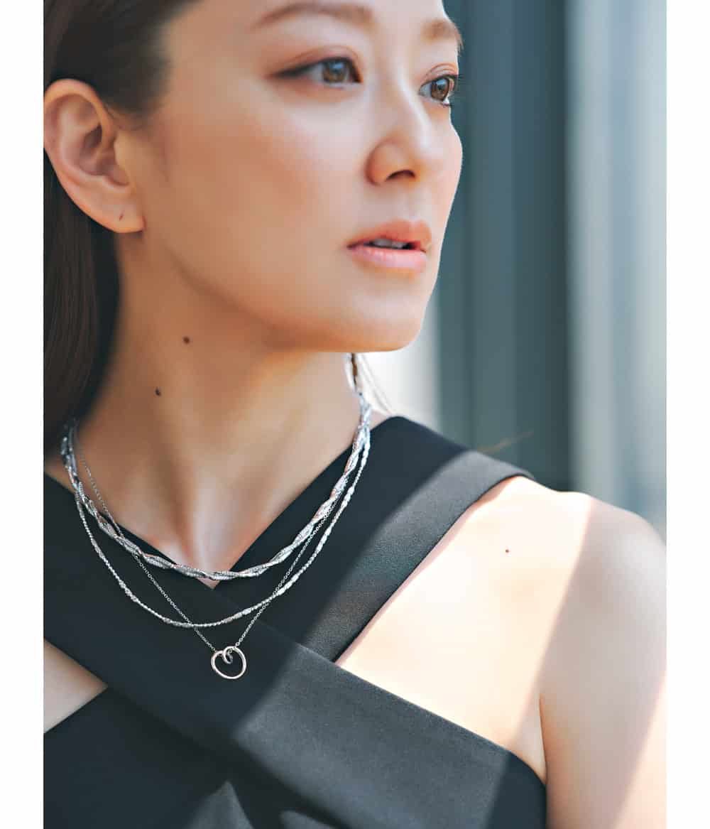 中越典子 ジュエリー アップ画像