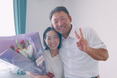 【特別カット集】「全員の力で甲子園優勝」智弁和歌山・中谷監督ファミリー、選手が笑顔で集合