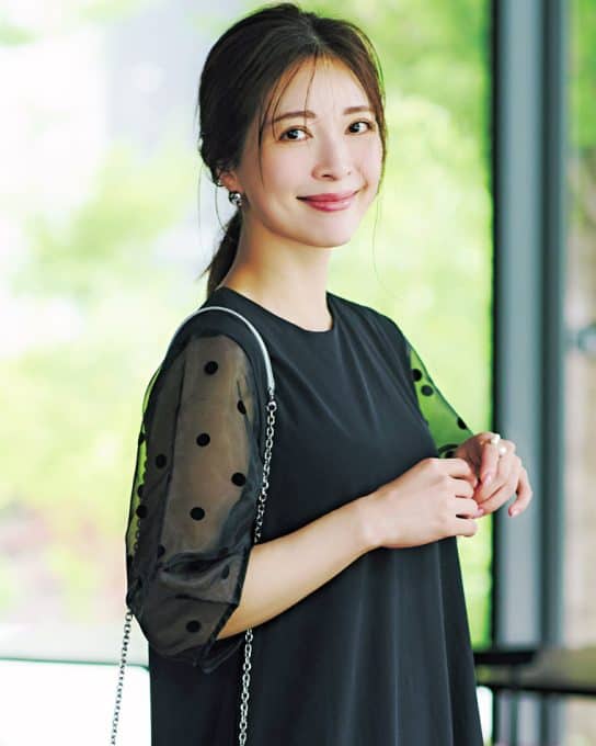 1万円以下でコスパ抜群！夏→秋のつなぎ役に【甘黒ワンピ】がちょうどいい