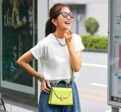 オシャレ40代の【Tシャツ×パンツ】コーデ9選!一番”盛れる”シルエットは? 〈SNAP〉
