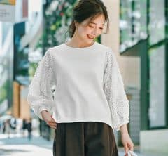シルバーウィークに使える!ラクなのにだらしなく見えない40代の「万能トップス」5選
