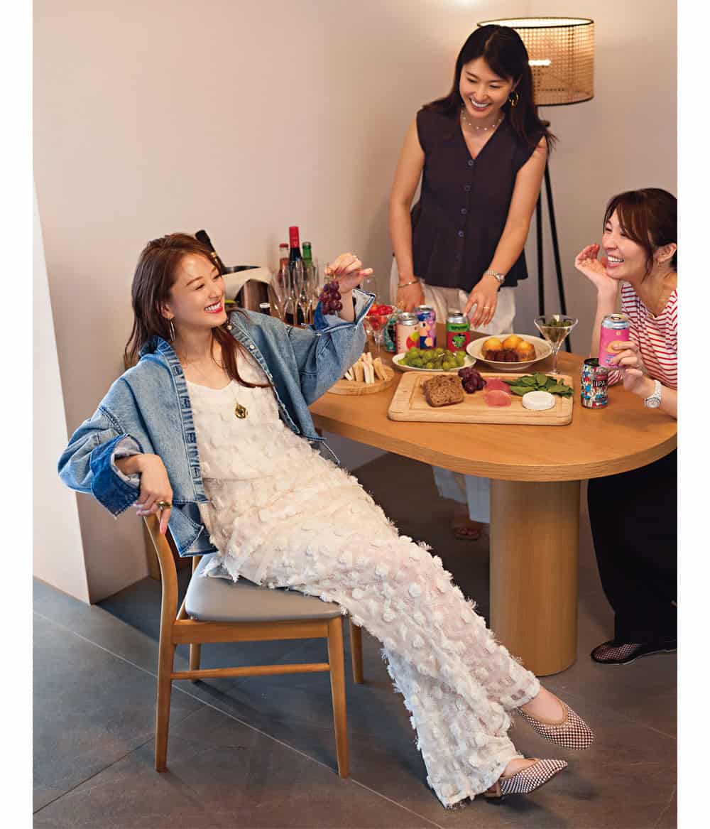中越典子 フリンジメッシュセットアップ デニムシャツ コーデ