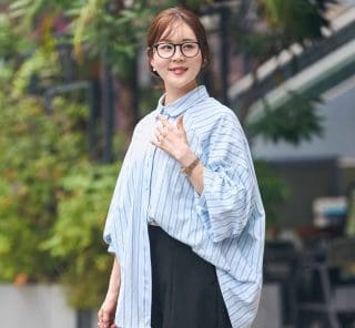「詰まって見える、真面目見えすぎる...etc.」を解決！40代の秋【シャツ】コーデ＜お悩み別14選＞