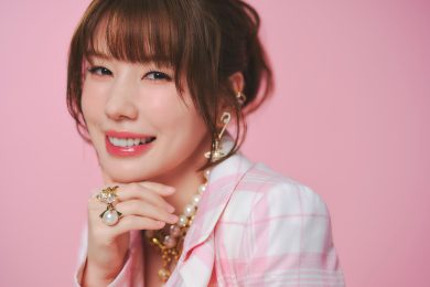 仲里依紗さん(36歳)、おしどり夫婦なんて言われているけれど、夫にはしょっちゅうブチ切れてます。 “円満”の秘訣は、「諦め」です。