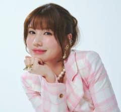 仲里依紗さん(36歳)、「むくみやすいし超クセっ毛。 コンプレックスだらけの私は、それを克服する「美容」がモチベーション」