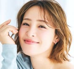 大沢あかねさんがお手本！【大人のカラーメーク】は「ブルーマスカラ」で垢抜ける