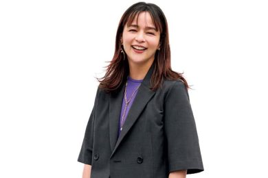 【旅行・お出かけ】で華やぐ「秋トップス」コーデ6選！シルバーウィーク、突然の暑さ・寒さに対応