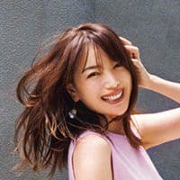 モデル 蛯原友里さん