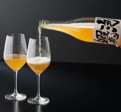 センスのいい人は「手土産酒」もひと味違う!『STORYモデルの推し酒2選』