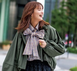 【秋色羽織り×ボウタイシャツ】季節感を加速して仕事もオシャレも全力で楽しむ！