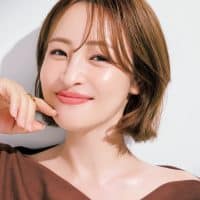 【大沢あかねさん愛用】毛穴とくすみの両方にアプローチする、TAKAMIのビタミンC配合美容液