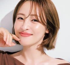 【大沢あかねさん愛用】毛穴とくすみの両方にアプローチする、TAKAMIのビタミンC配合美容液